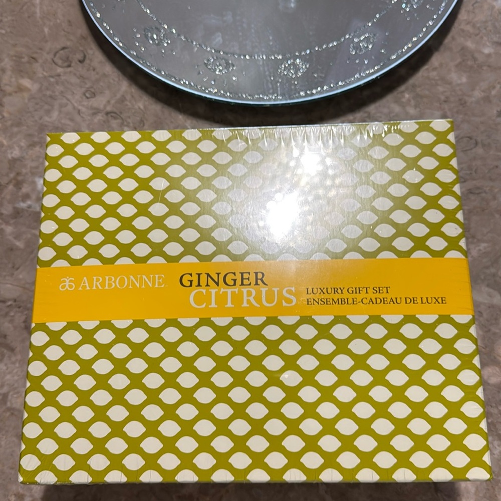 Arbonne citrus ginger luxury gift set